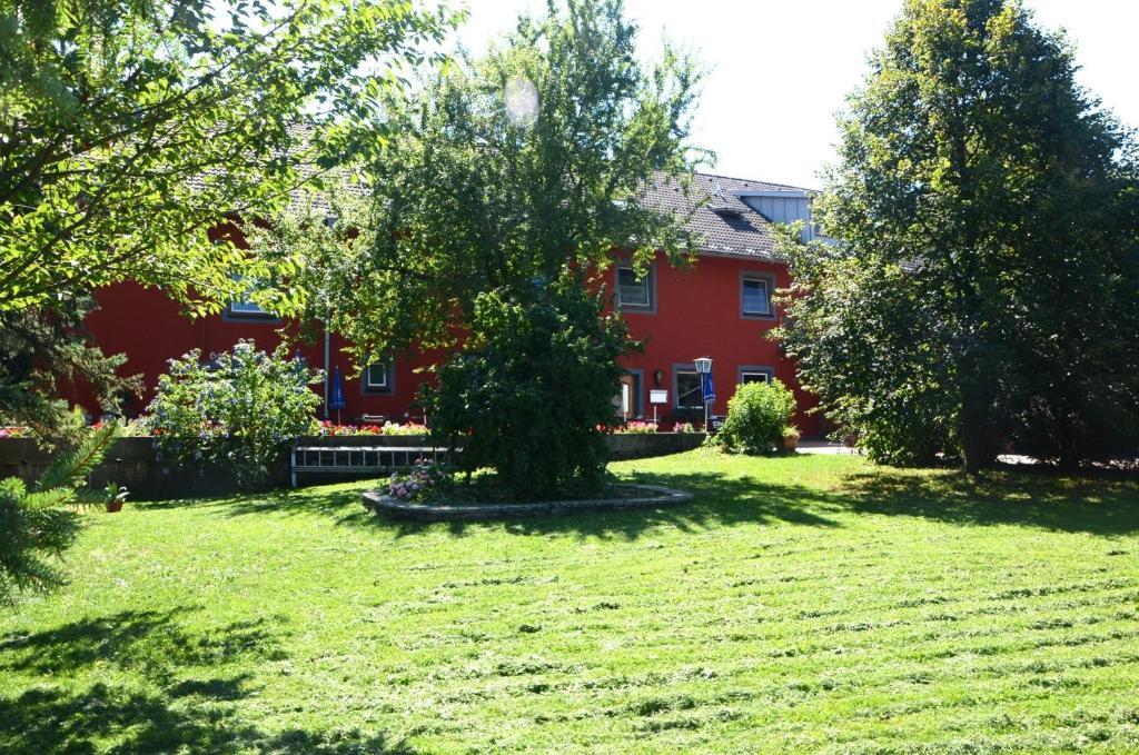 Landgasthof Zur Quelle Seeshaupt Dış mekan fotoğraf